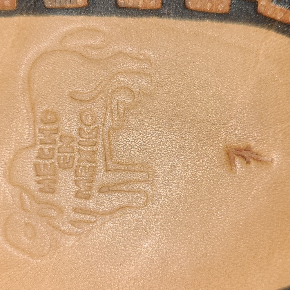 SANDALS - Picture 3 of 3